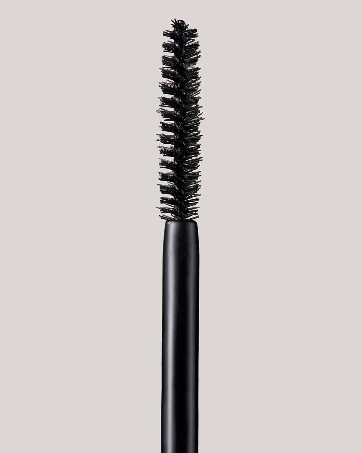 Full Frontal Volume, Lift & Curl Mascara ¡ª Cuz I'm Black